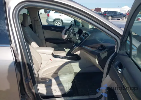 2019 Lincoln Mkc Reserve z USA, uszkodzony, nr VIN 5LMCJ3C95KUL02975